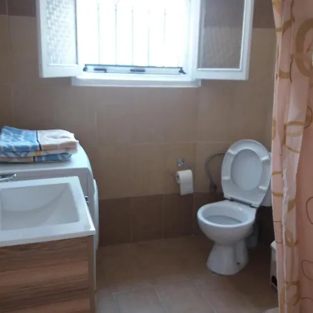 Maryshome Suites